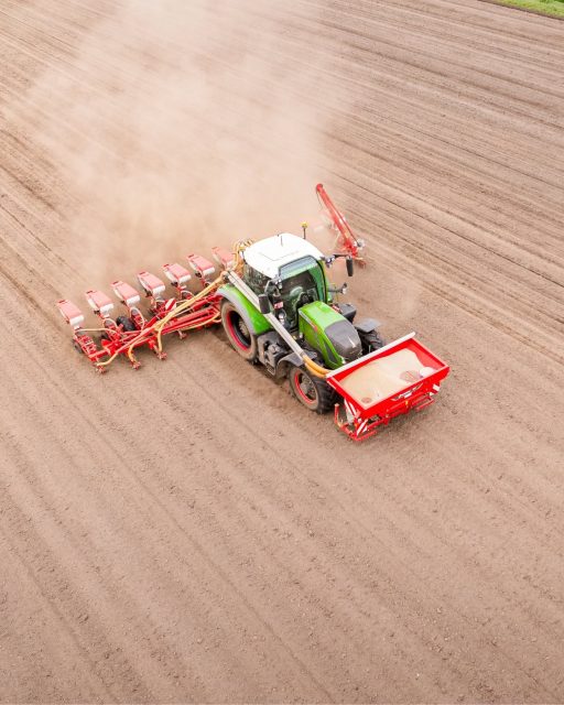 First corn of the year🤙 #fendt #agriculture #landwirt #landwirtschaft